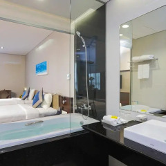 Central Palace Hotel 3* Номер Делюкс с различными типами кроватей фото 4