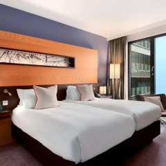 Отель Hilton London Tower Bridge 4* Стандартный номер с 2 отдельными кроватями фото 5