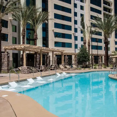 Отель The Berkley Las Vegas (No Resort Fees) США, Лас-Вегас - отзывы, цены и фото номеров - забронировать отель The Berkley Las Vegas (No Resort Fees) онлайн бассейн фото 2