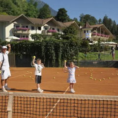 Hotel Sonnenalm Сан-Мартино-ин-Пассирия спортивное сооружение