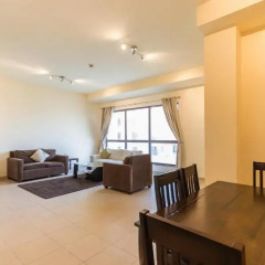 Отель Yanjoon Holiday Homes - JBR Amwaj 4 в номере фото 2