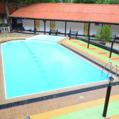 Отель Jayasinghe Holiday Resort бассейн фото 2