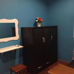 Отель Nawaporn Place Guesthouse 3* Улучшенная студия фото 22
