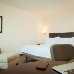 Отель Fiesta Inn Monterrey Fundidora 3* Стандартный номер с различными типами кроватей фото 2