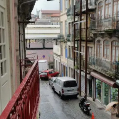 Отель D&s - Crocodile House São Bento Порту