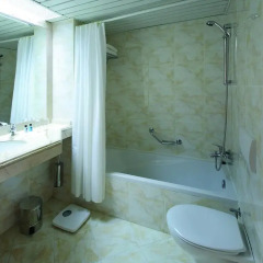Grand Cettia Hotel 4* Стандартный номер с различными типами кроватей фото 3