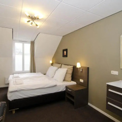 Hotel Asselt 3* Номер с общей ванной комнатой с различными типами кроватей (общая ванная комната)