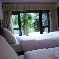 Отель Mom Chailai Pattaya Retreat Улучшенный номер