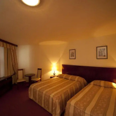 Hotel Holiday Zagreb 3* Стандартный номер с 2 отдельными кроватями фото 5