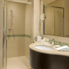 Отель Four Points by Sheraton Kuwait 4* Стандартный номер с различными типами кроватей фото 5