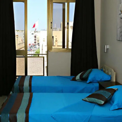 Отель Reno's Guest House Бирзеббуджа комната для гостей фото 2