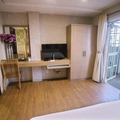 Thuy Sakura Hotel & Serviced Apartment 3* Люкс с различными типами кроватей фото 2