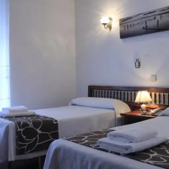Отель Hostal Esmeralda Стандартный номер с различными типами кроватей фото 14