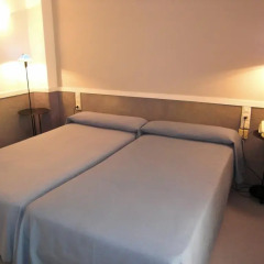 Отель Apartamentos Descartes Апартаменты фото 2