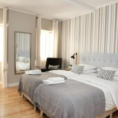 Отель Flores Guest House 4* Улучшенный номер с различными типами кроватей фото 4