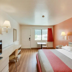 Отель Motel 6 Columbus West Стандартный номер фото 6