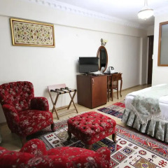 Basileus Hotel 3* Стандартный семейный номер разные типы кроватей фото 4