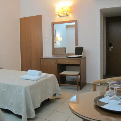 Solomou Hotel 3* Стандартный номер с разными типами кроватей фото 2