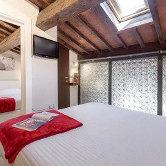 Отель Home Boutique Santa Maria Novella 3* Представительский номер с различными типами кроватей фото 9