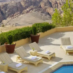 Отель Petra Marriott Hotel Иордания, Вади-Муса - отзывы, цены и фото номеров - забронировать отель Petra Marriott Hotel онлайн бассейн фото 3