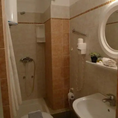 Hotel Ikaros 2* Номер категории Эконом с двуспальной кроватью фото 7