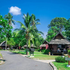 Отель Sunset Village Beach Resort 4* Бунгало с различными типами кроватей фото 2