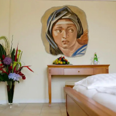 Отель XII Apostel Albergo спа