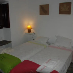 Отель Casa Monte dos Amigos комната для гостей