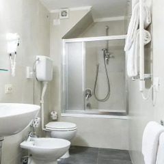Отель Albergo Firenze 3* Стандартный номер с различными типами кроватей фото 5