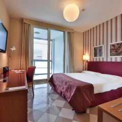 Отель Atahotel The One 4* Улучшенный номер