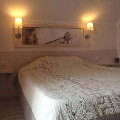 Гостиница Comfortable attic on Ostrovskogo комната для гостей фото 2