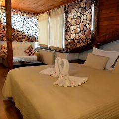 Momini Dvori Boutique Hotel 4* Стандартный номер с различными типами кроватей фото 10