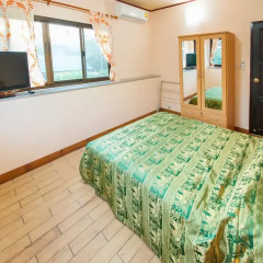 Отель Yellow Villa With Pool In Rawai балкон