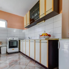 Апартаменты Apartments Rajovic Люкс с различными типами кроватей фото 7