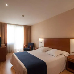 Отель Sorolla Centro 3* Стандартный номер с двуспальной кроватью фото 7