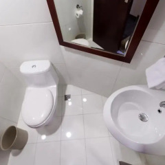 Отель Holiday Inn Shanghai Hongqiao Central 4* Представительский люкс с различными типами кроватей