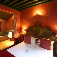 Cour Des Loges Hotel 5* Стандартный номер с различными типами кроватей фото 11