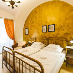 Отель U Zlateho Jelena - Golden Deer 4* Стандартный номер фото 2