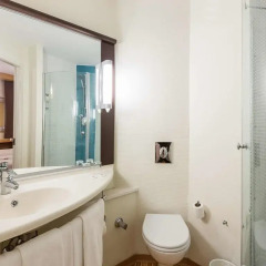 Ibis Gaziantep Турция, Газиантеп - отзывы, цены и фото номеров - забронировать отель Ibis Gaziantep онлайн ванная фото 2