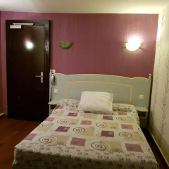 Отель Hôtel Sibour 2* Стандартный номер с различными типами кроватей