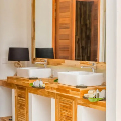 Отель Kudafushi Resort and Spa ванная фото 3
