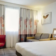 Отель Novotel Lyon Gerland Musée des Confluences 4* Улучшенный номер с различными типами кроватей фото 8