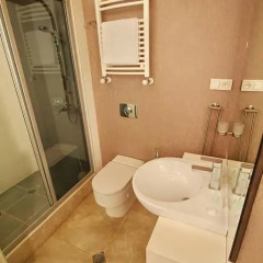 Отель Tbilisi View 3* Улучшенный номер с различными типами кроватей фото 4