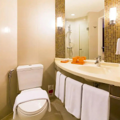 Отель ibis Phuket Patong ванная