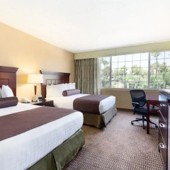 Отель Best Western Plus Carriage Inn 4* Стандартный номер фото 3
