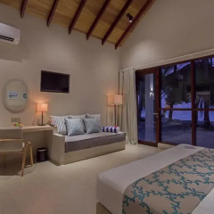 Отель Malahini Kuda Bandos Resort 4* Стандартный номер с различными типами кроватей фото 7