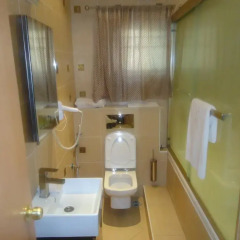 Firstview Luxury Apartment Hotel ванная