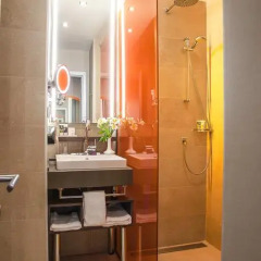 Гостиница Mercure Тюмень Центр 4* Улучшенный номер с различными типами кроватей фото 2