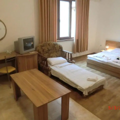 Kolyovite Izvori Hotel 2* Стандартный номер с различными типами кроватей (общая ванная комната) фото 2
