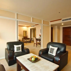 Champasak Grand Hotel 4* Улучшенный номер с различными типами кроватей фото 4